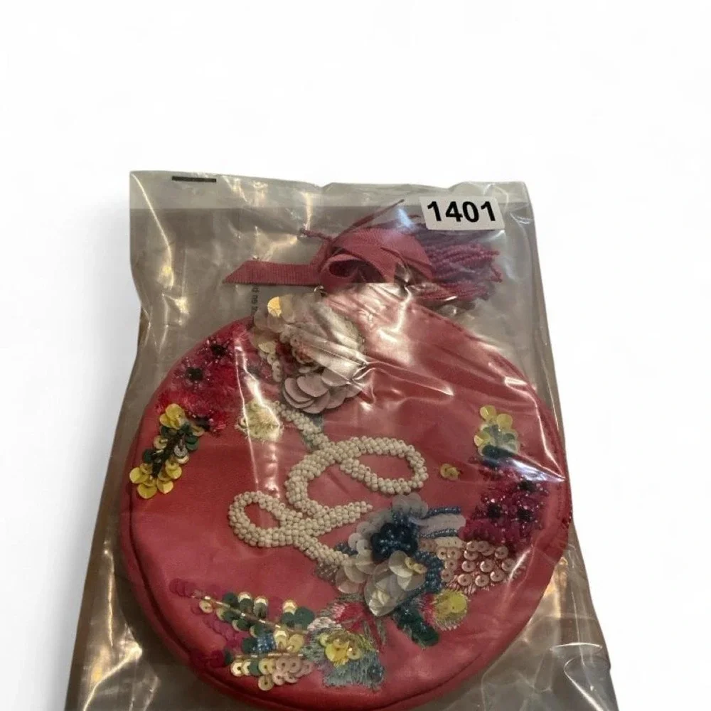 Anna Harley Russo Anthropologie Coin Makeup Purse Pink Like New Beaded Floral